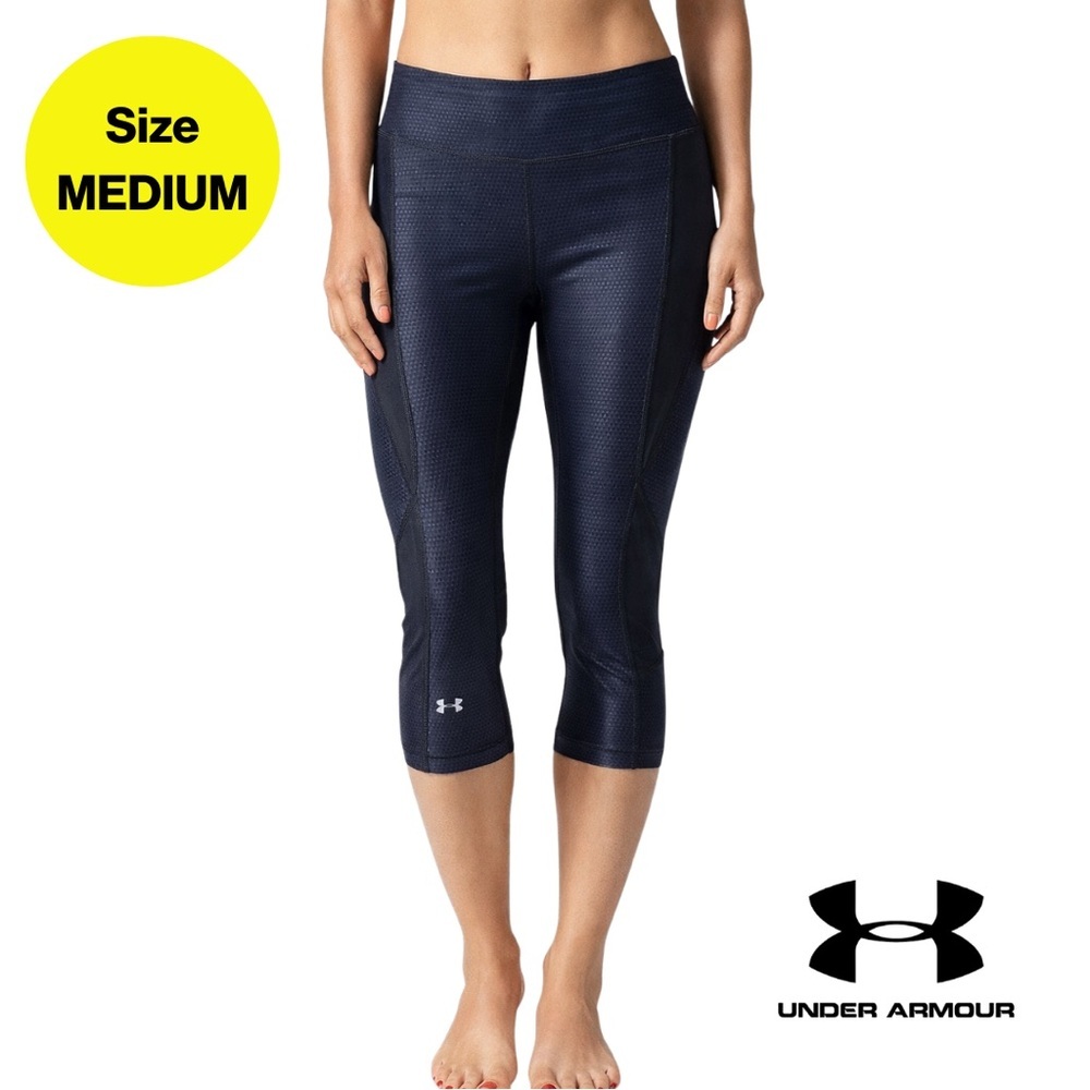 2/for $20 🪩 UNDER ARMOUR Navy, Black Capri Athleisure Leggings (Size Medium)